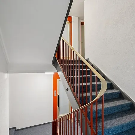 Premium In Center - Color 3 Zurych